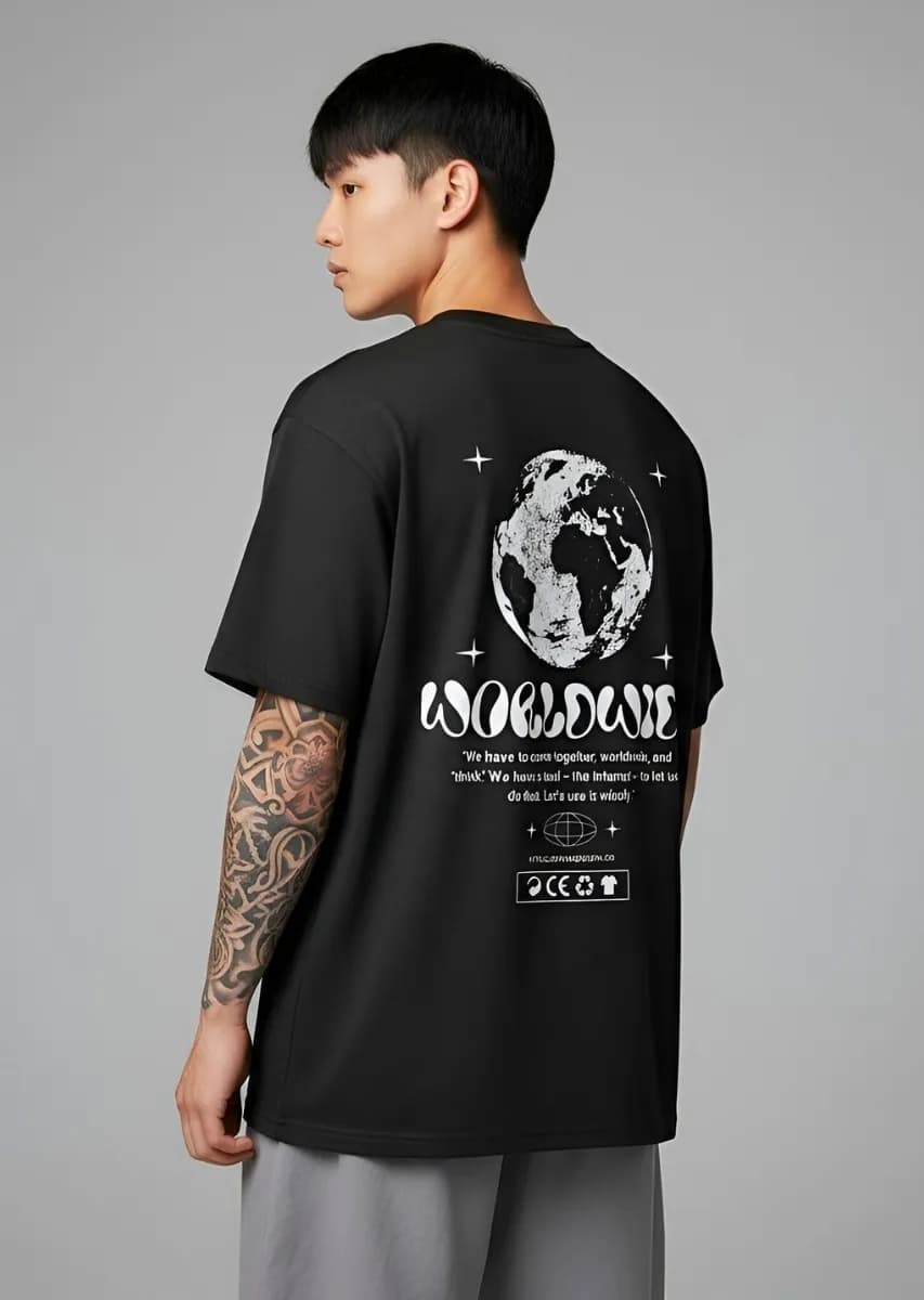 Oversized Black Graphic T-Shirt – “Worldwide” Earth Print | Unisex Streetwear — Unisex